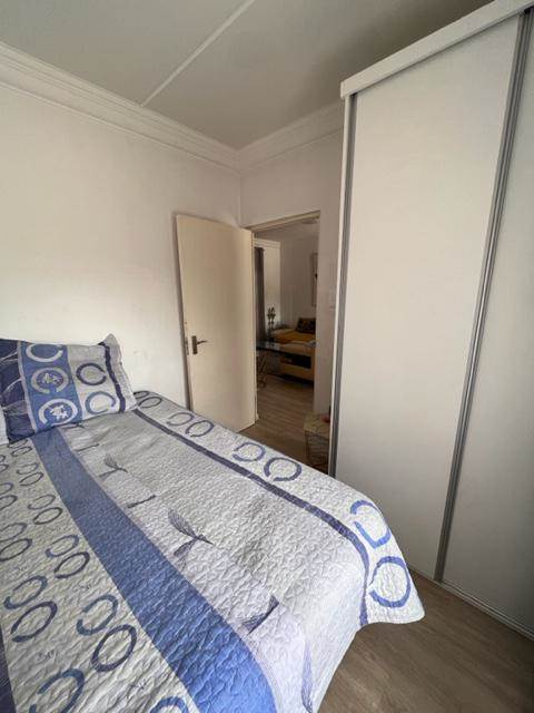 2 Bed Apartment in Edenburg photo number 10