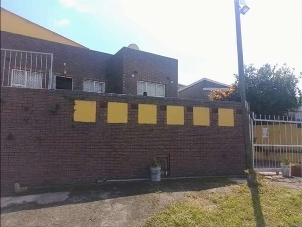 4 Bed House in Montford