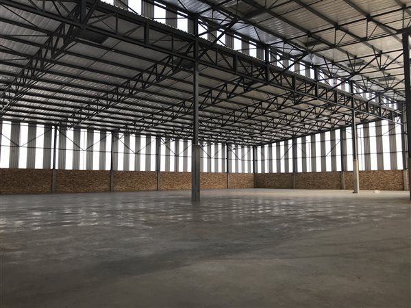 3 586  m² Industrial space