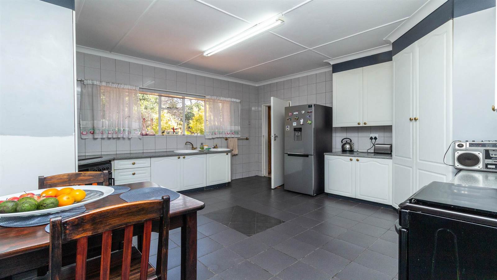 4 Bed House in Northcliff photo number 13
