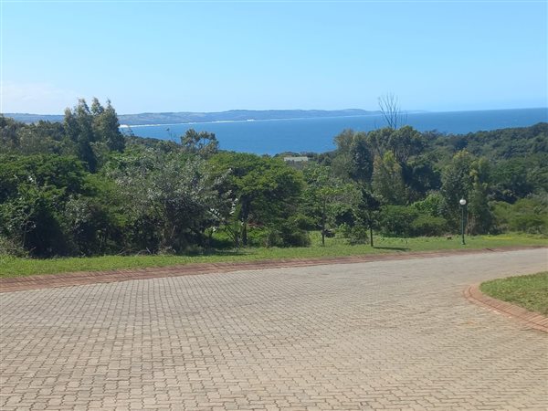 1042 m² Land available in Khamanga Bay