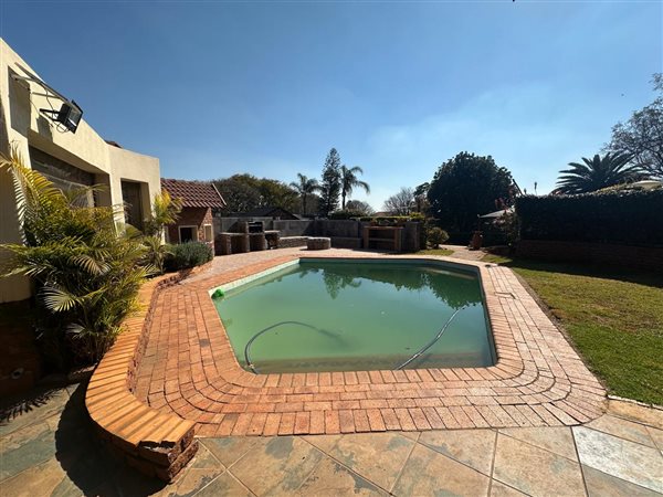 3 Bedroom House 3 Bedroom House