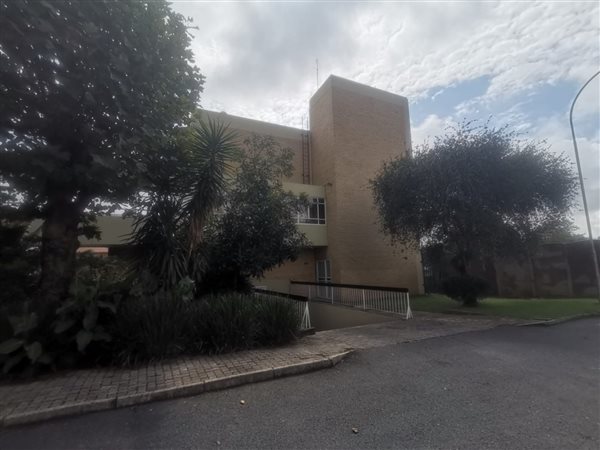2 Bedroom House 2 Bedroom House