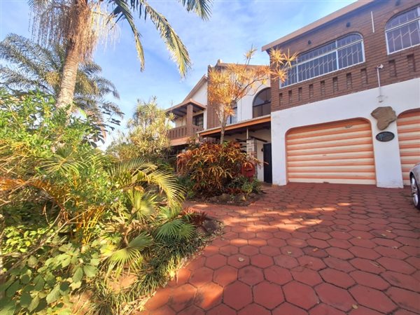 3 Bedroom House 3 Bedroom House