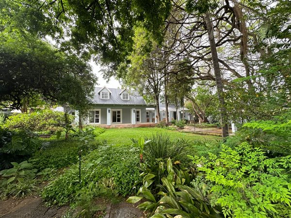 6 Bed House in Waterkloof