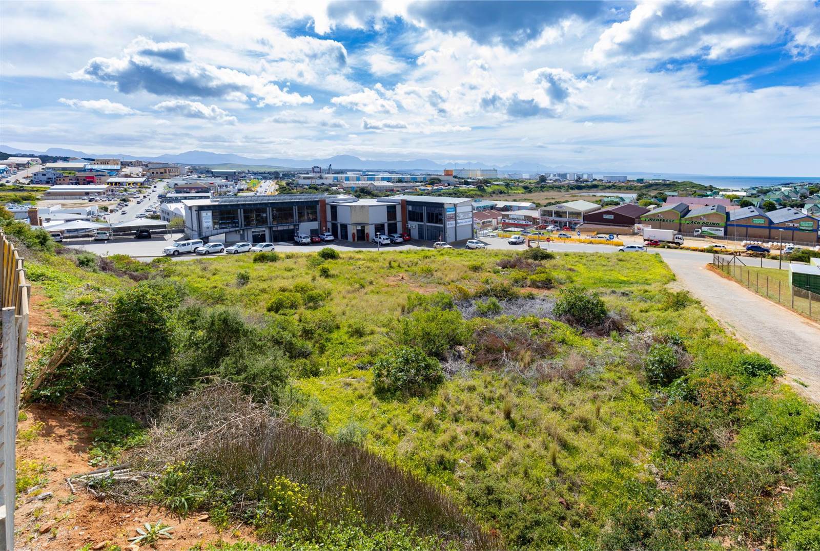 2267 m² Land available in Mossel Bay photo number 8