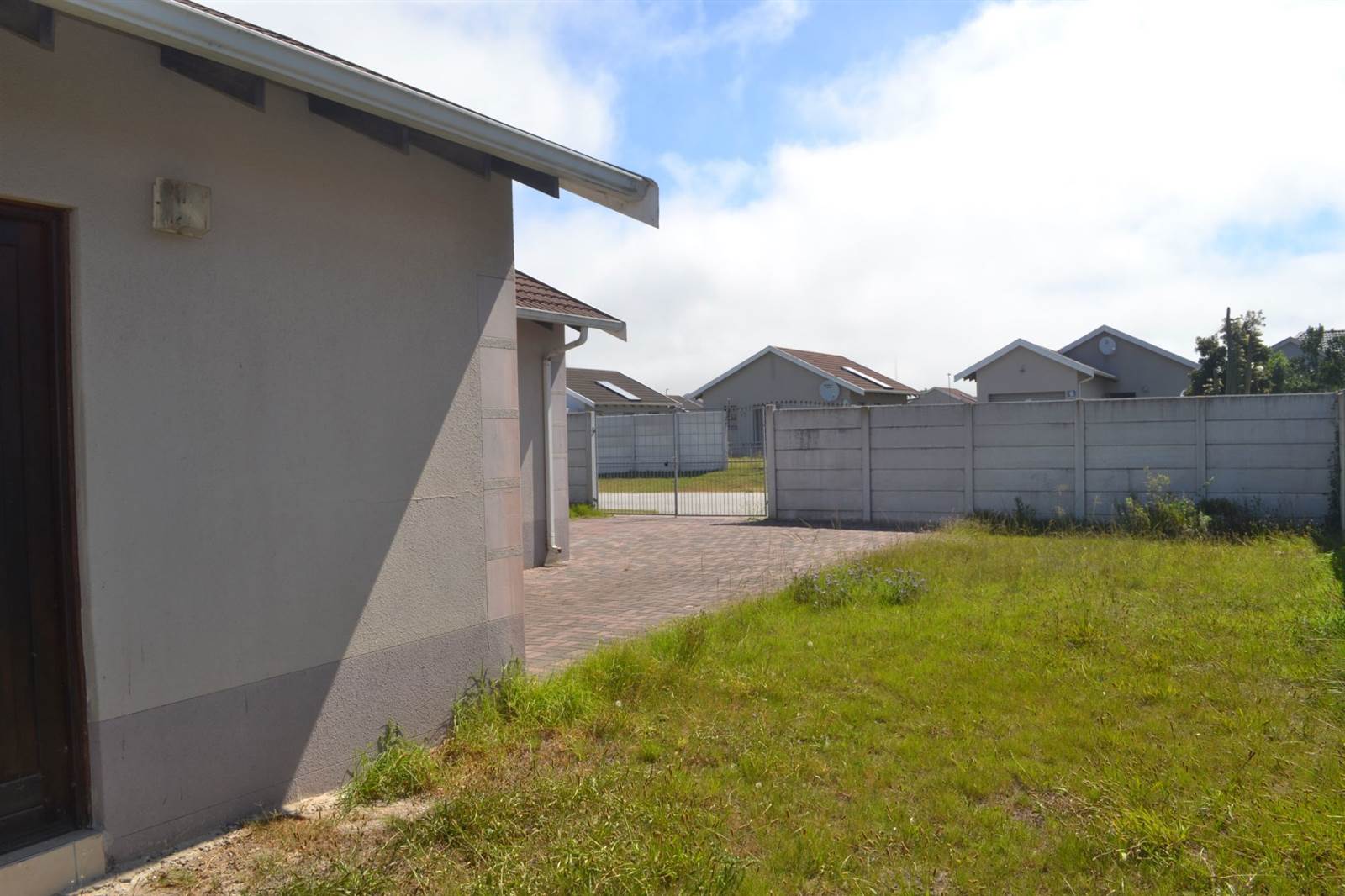 3 Bed House in Parsons Vlei photo number 14