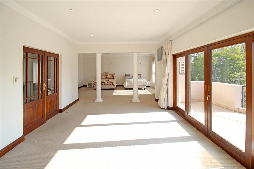 6 Bed House in Broadacres photo number 27
