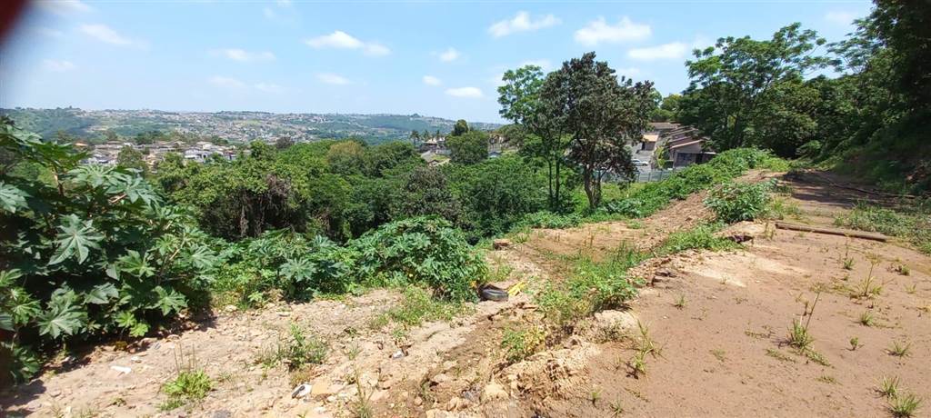2975 m² Land available in Malvern photo number 4