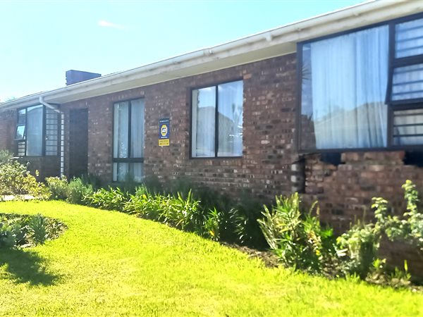 3 Bedroom House 3 Bedroom House