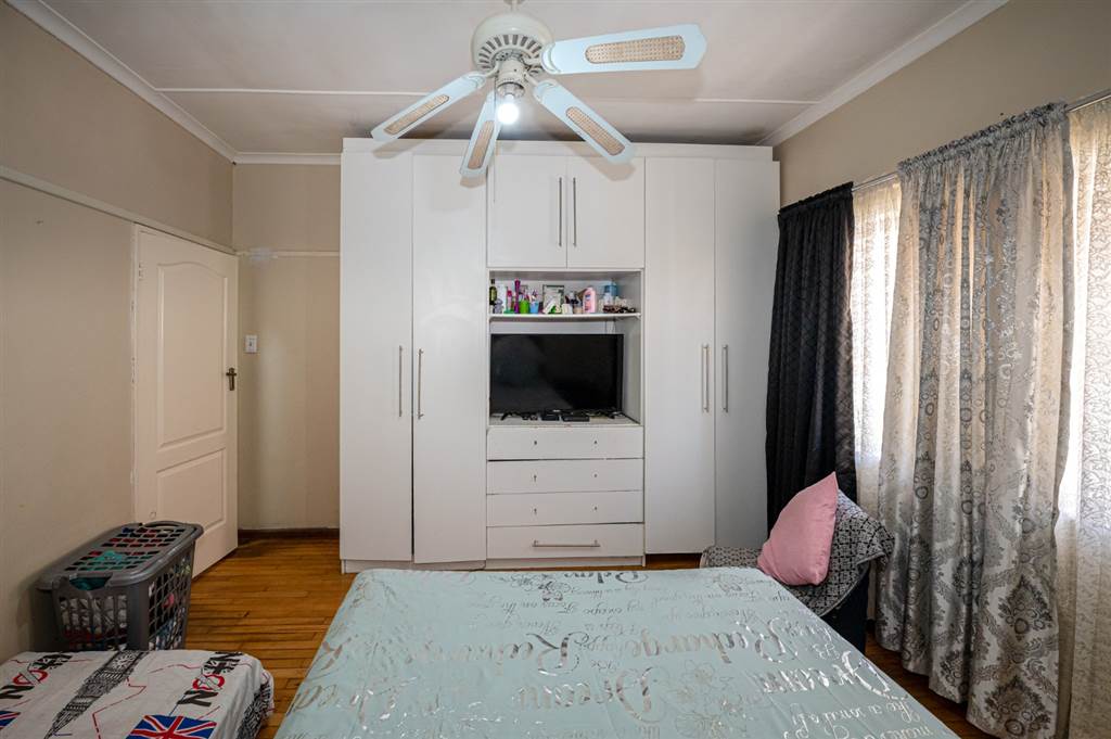 3 Bed House in Parow Valley photo number 11
