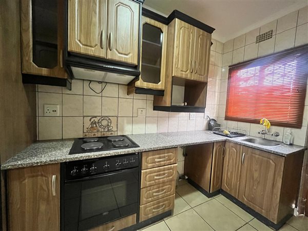 3 Bedroom Simplex 3 Bedroom Simplex