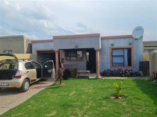 2 Bedroom House 2 Bedroom House
