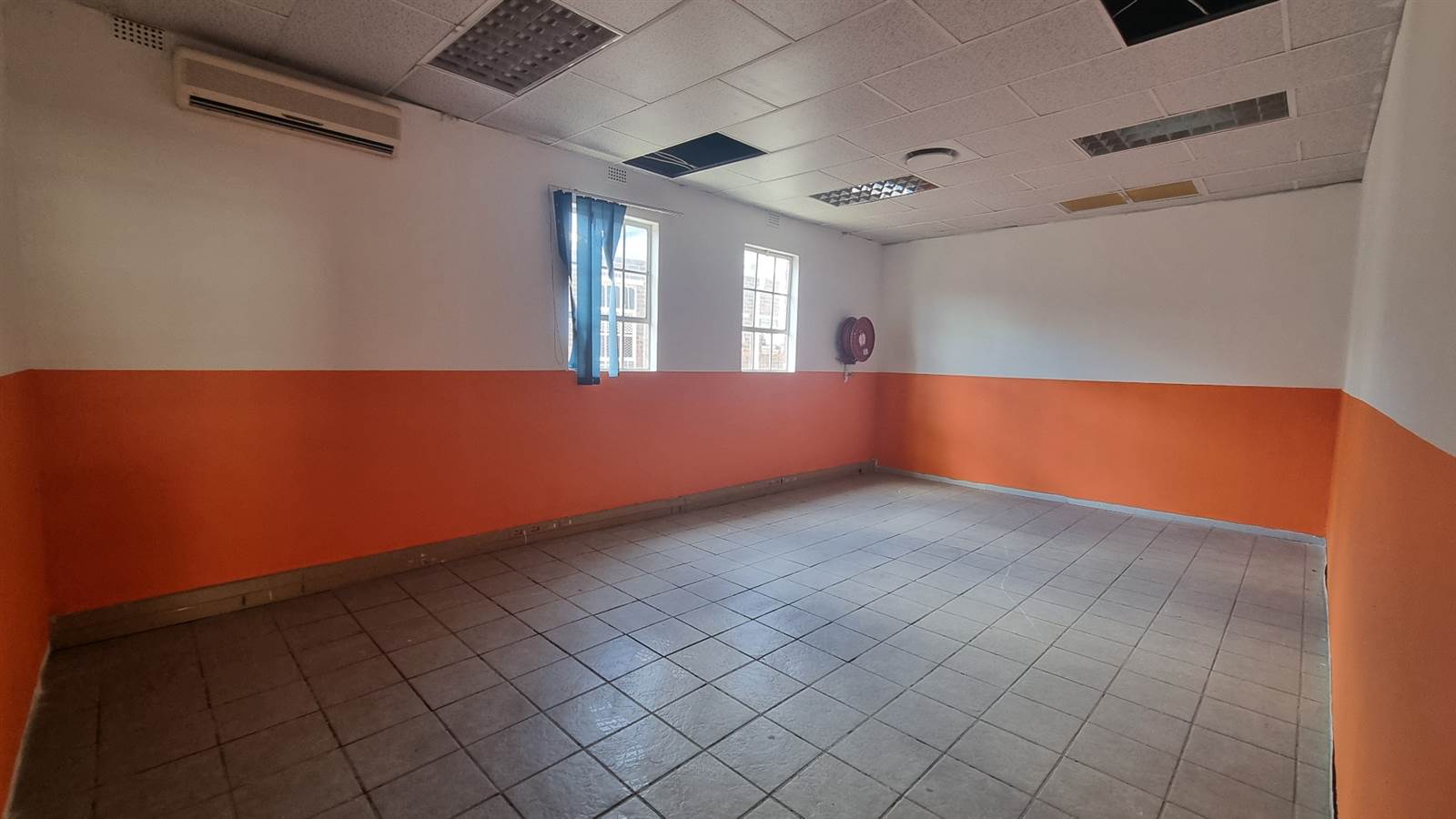 985  m² Commercial space in Nelspruit Central photo number 20