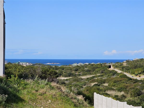 814 m² Land