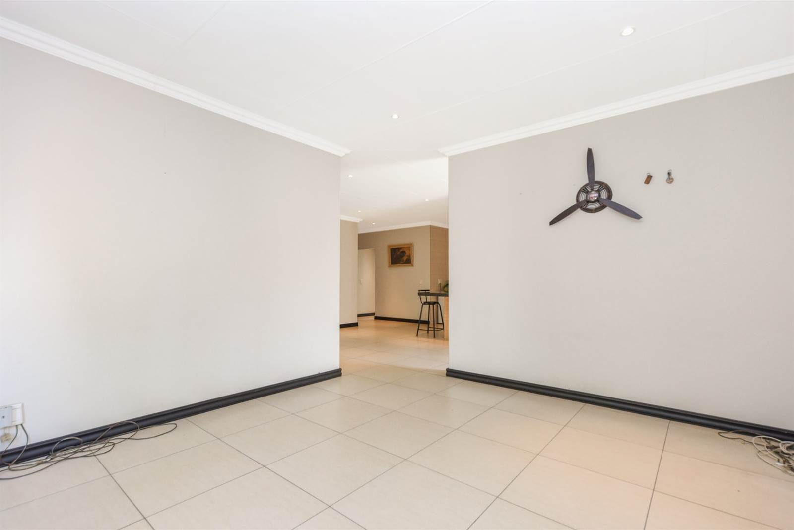 3 Bed House in Lonehill photo number 14