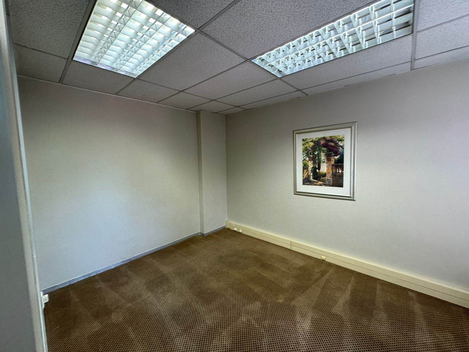190  m² Commercial space in Rivonia photo number 10