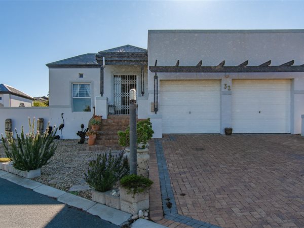 3 Bedroom House 3 Bedroom House