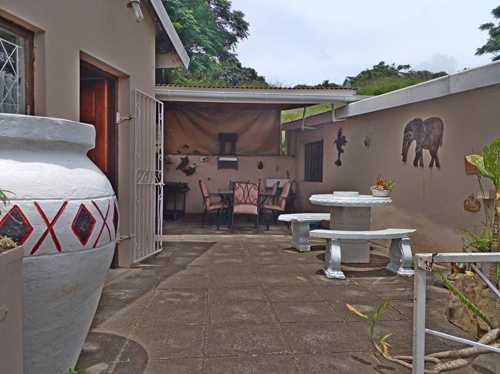 Commercial space in Amanzimtoti photo number 8