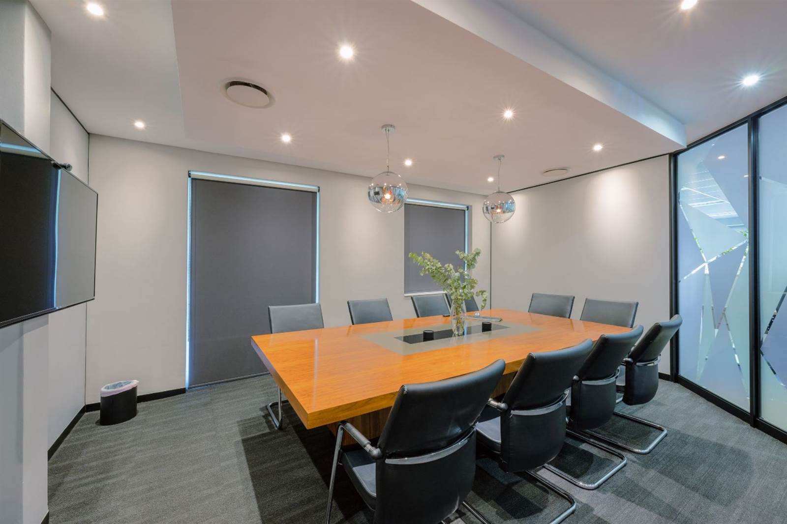 1311  m² Office Space in Bryanston photo number 15