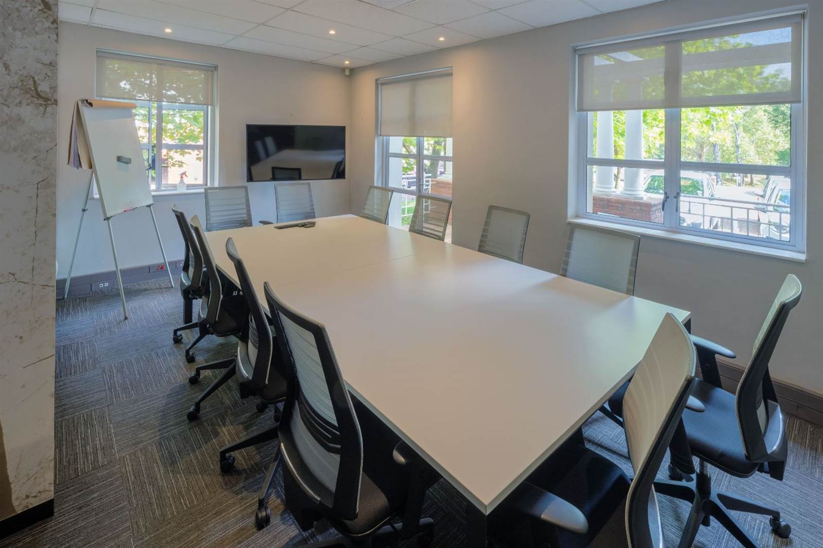 1311  m² Office Space in Bryanston photo number 5
