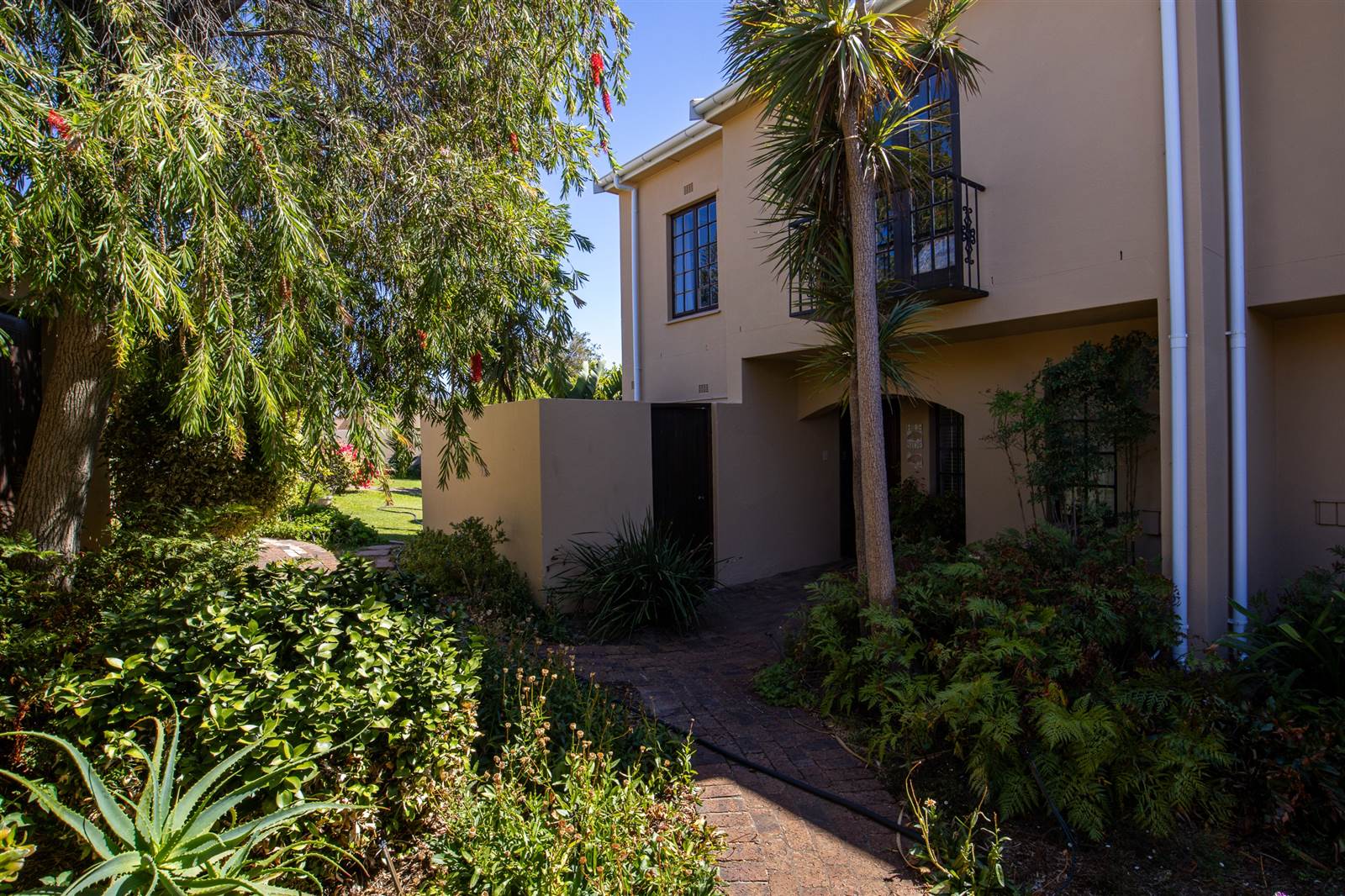 3 Bed Townhouse in Tokai photo number 1