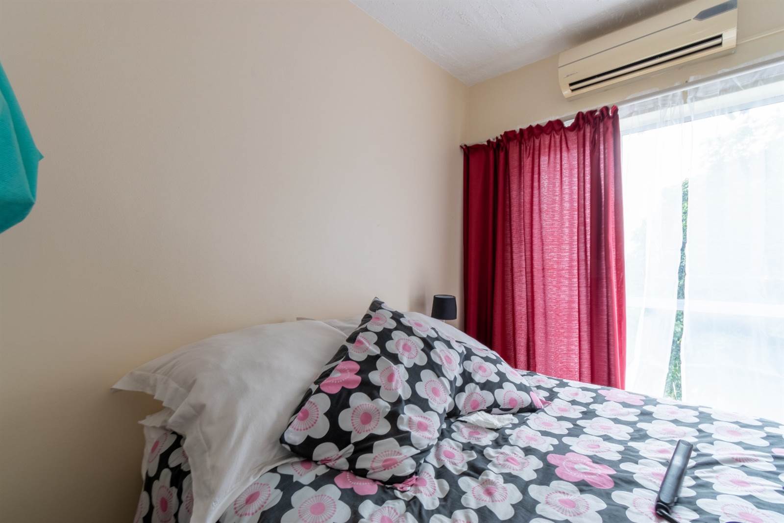 1 Bed Apartment in Morningside photo number 7