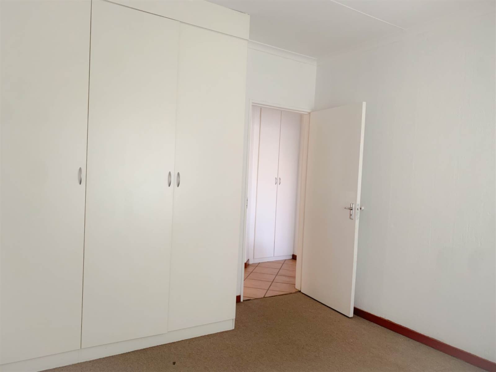 3 Bed Apartment in Goedeburg photo number 12