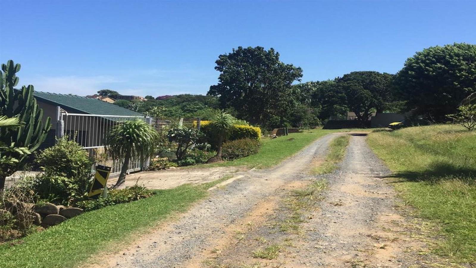 1012 m² Land available in Port Edward photo number 5