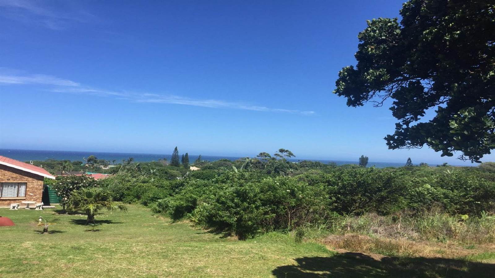 1012 m² Land available in Port Edward photo number 1