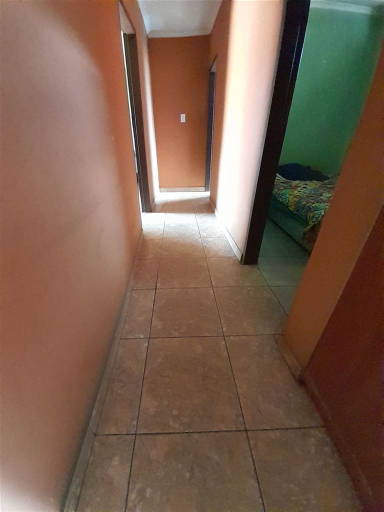 5 Bed House in Atteridgeville photo number 12