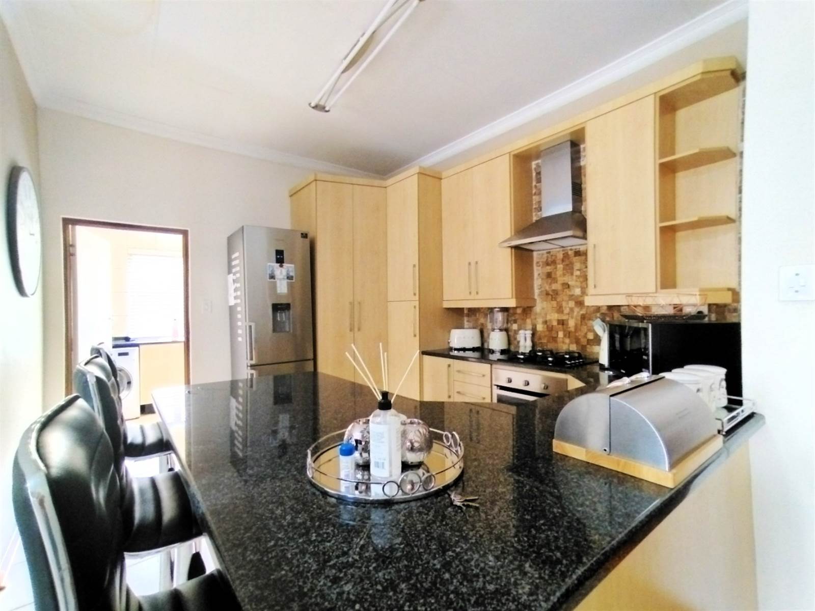 3 Bed Townhouse in Polokwane Central photo number 5