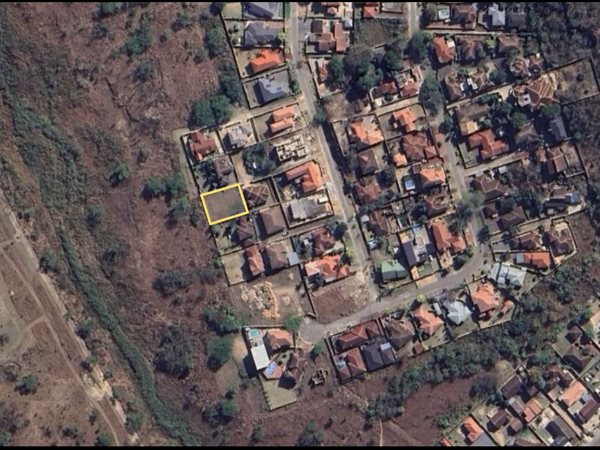 678 m² Land 678 m² Land