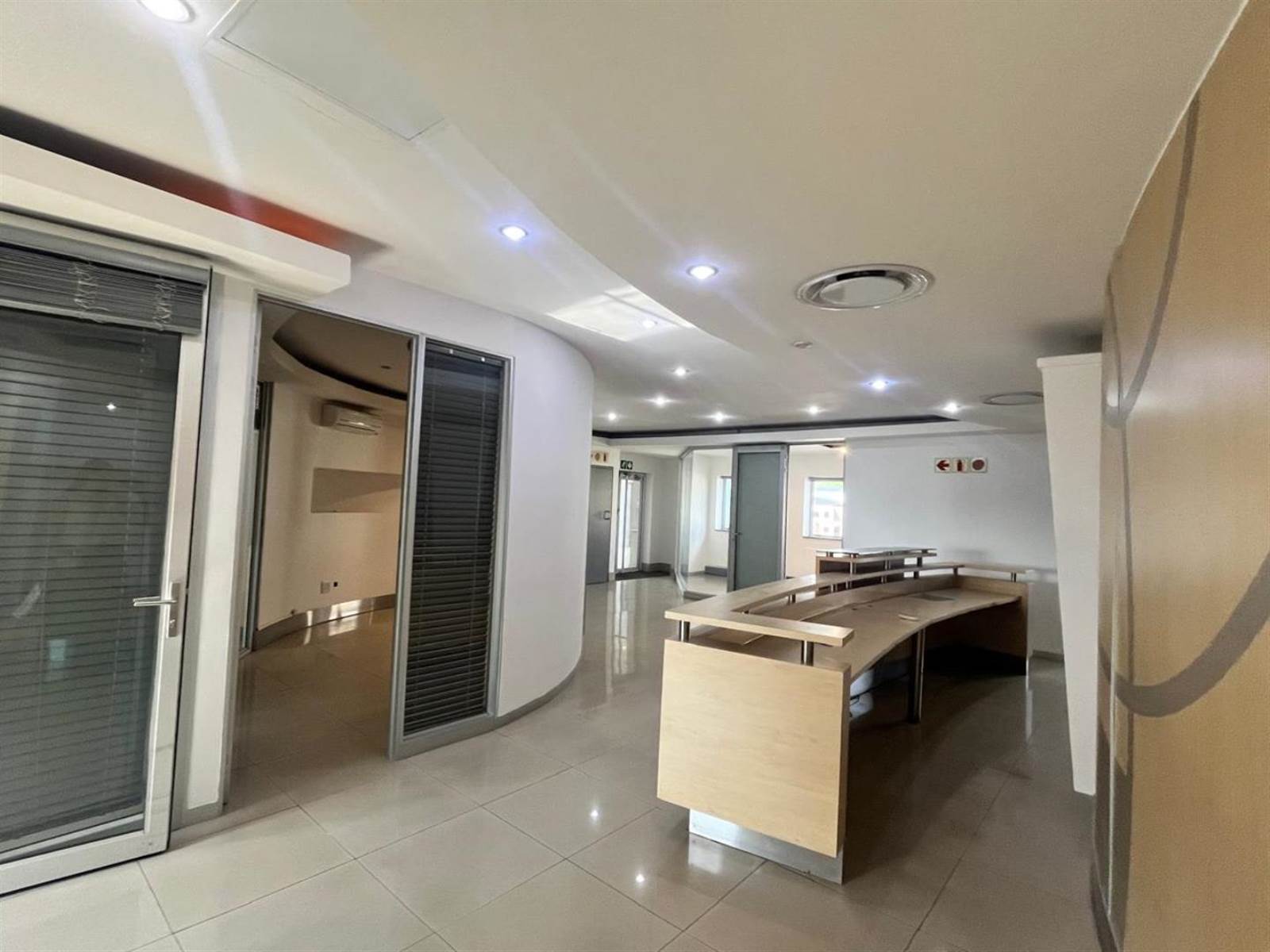 677  m² Commercial space in Rosebank photo number 20