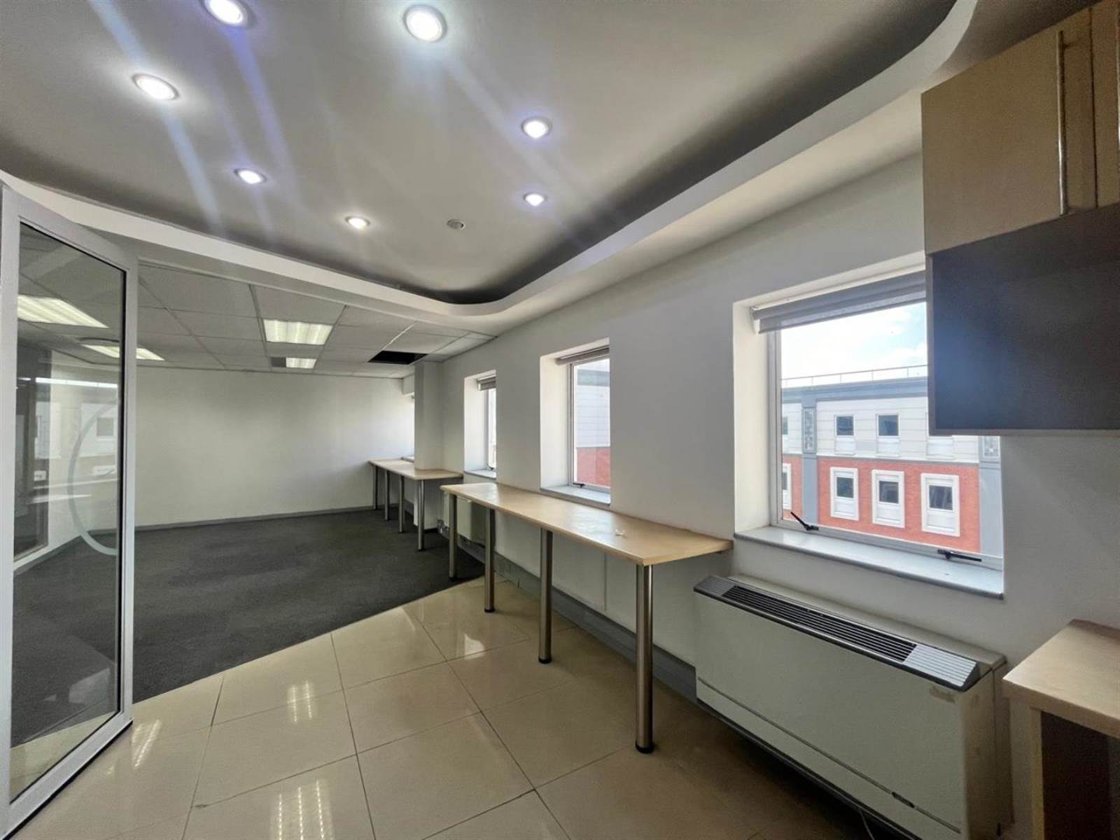 677  m² Commercial space in Rosebank photo number 5