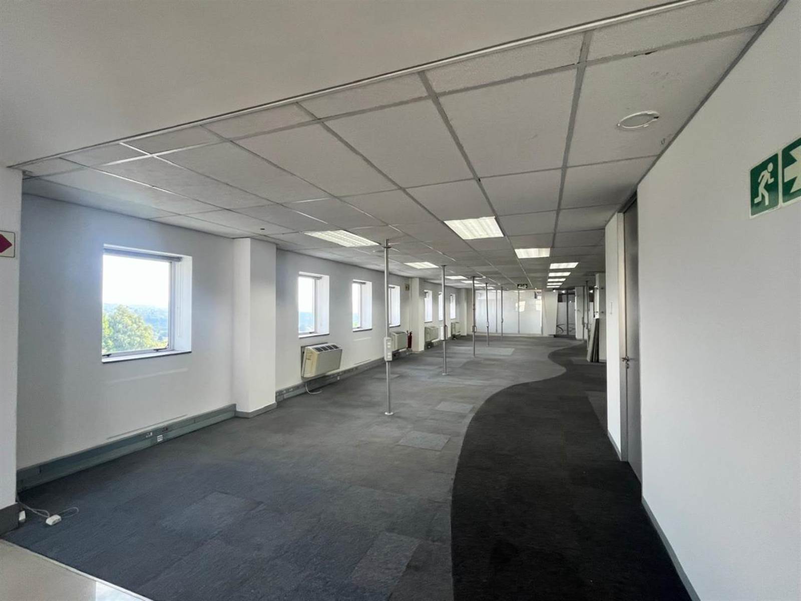 677  m² Commercial space in Rosebank photo number 7