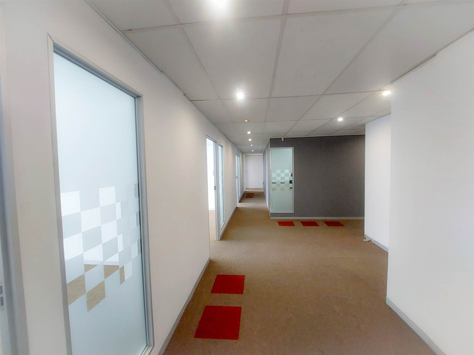 231  m² Office Space in Kyalami photo number 3