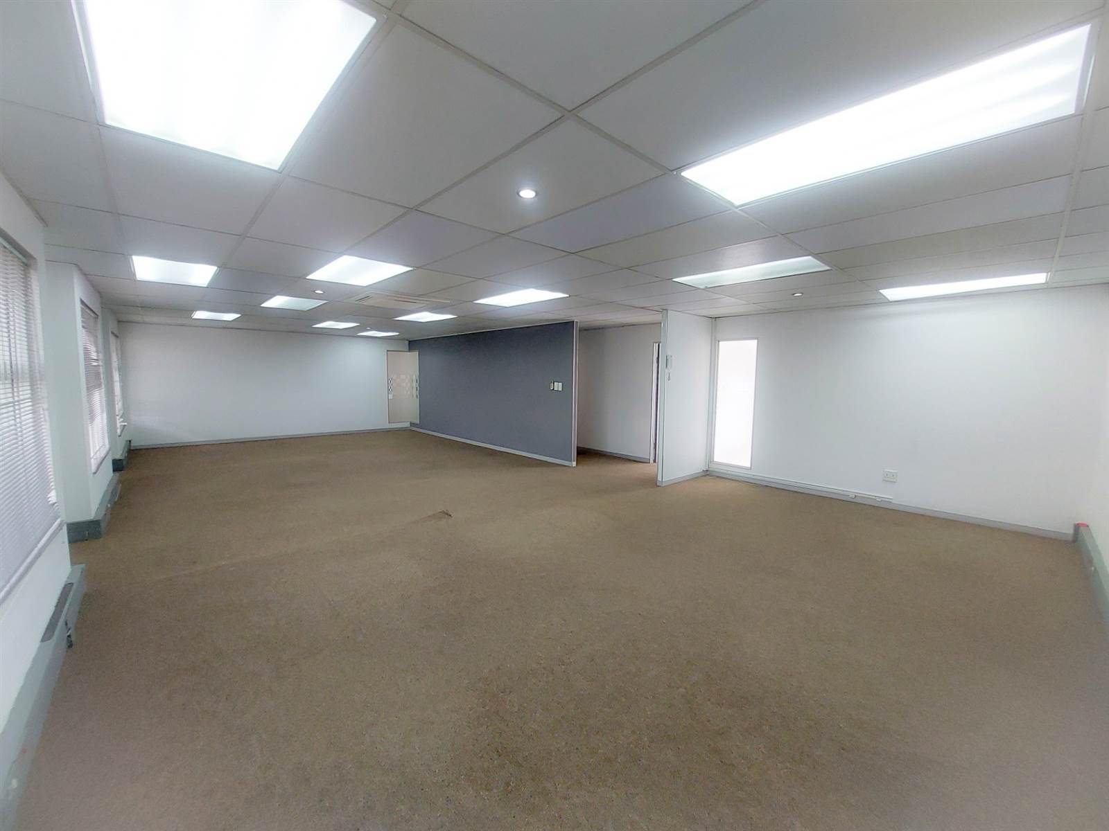 231  m² Office Space in Kyalami photo number 10