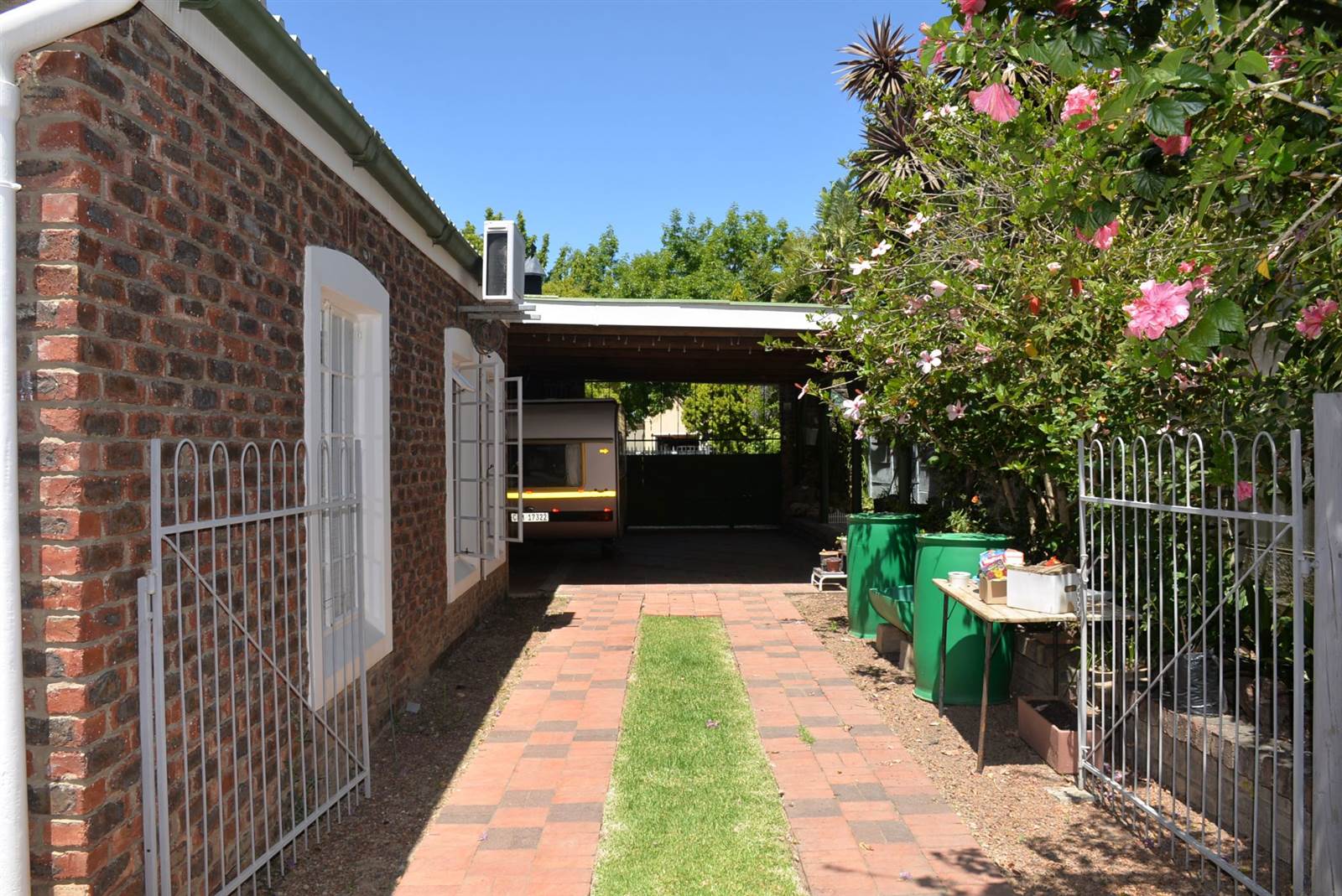 4 Bed House in Villiersdorp photo number 20