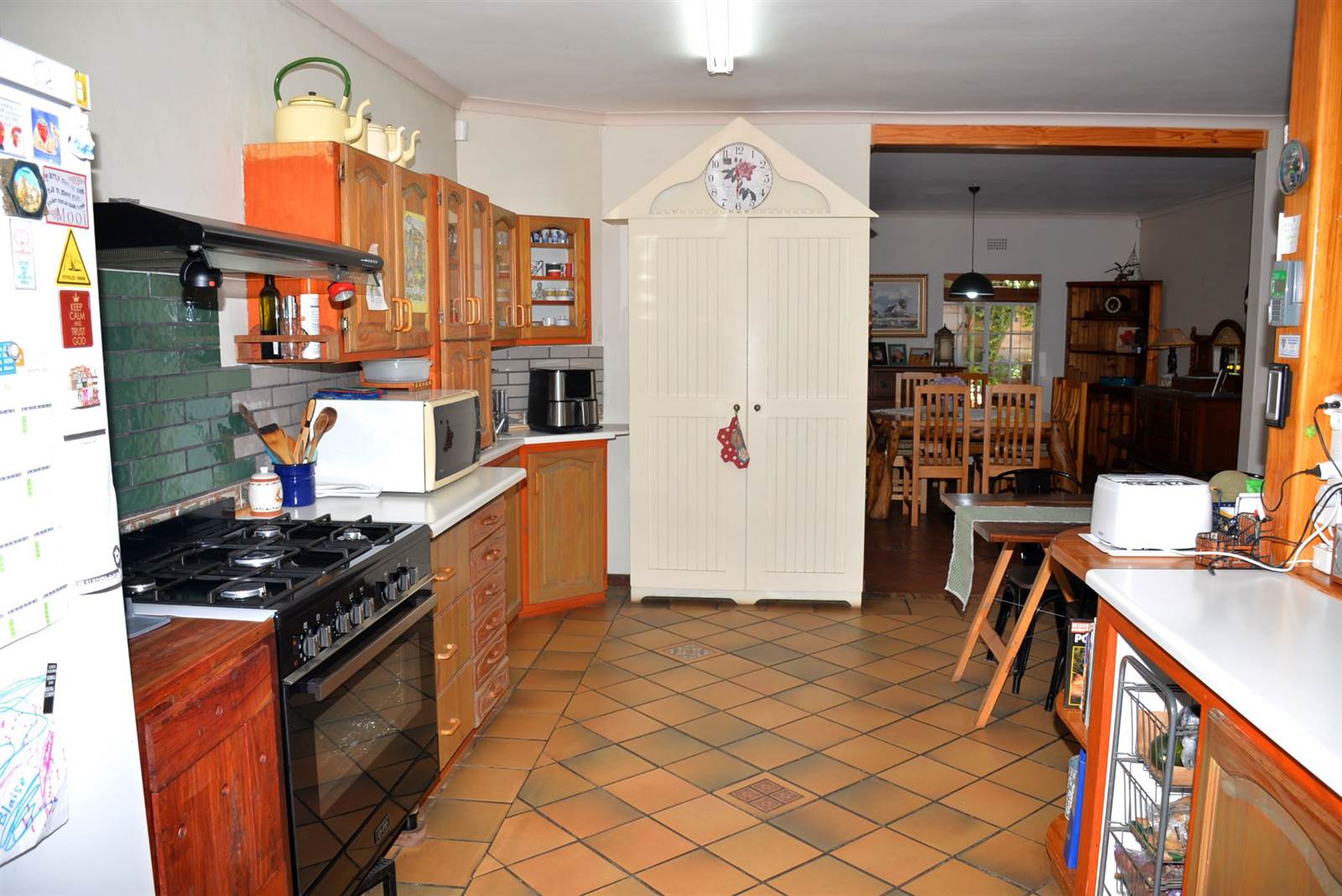 4 Bed House in Villiersdorp photo number 4