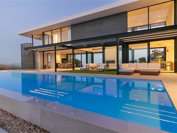 4 Bedroom House 4 Bedroom House