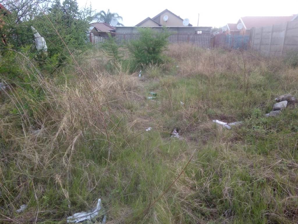 300 m² Land available in Boitekong photo number 14