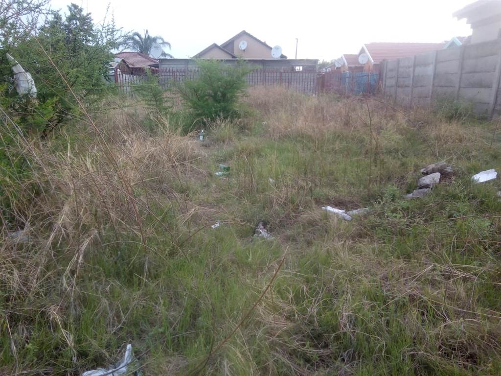 300 m² Land available in Boitekong photo number 11