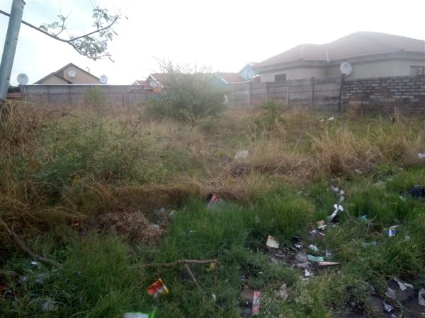 300 m² Land available in Boitekong