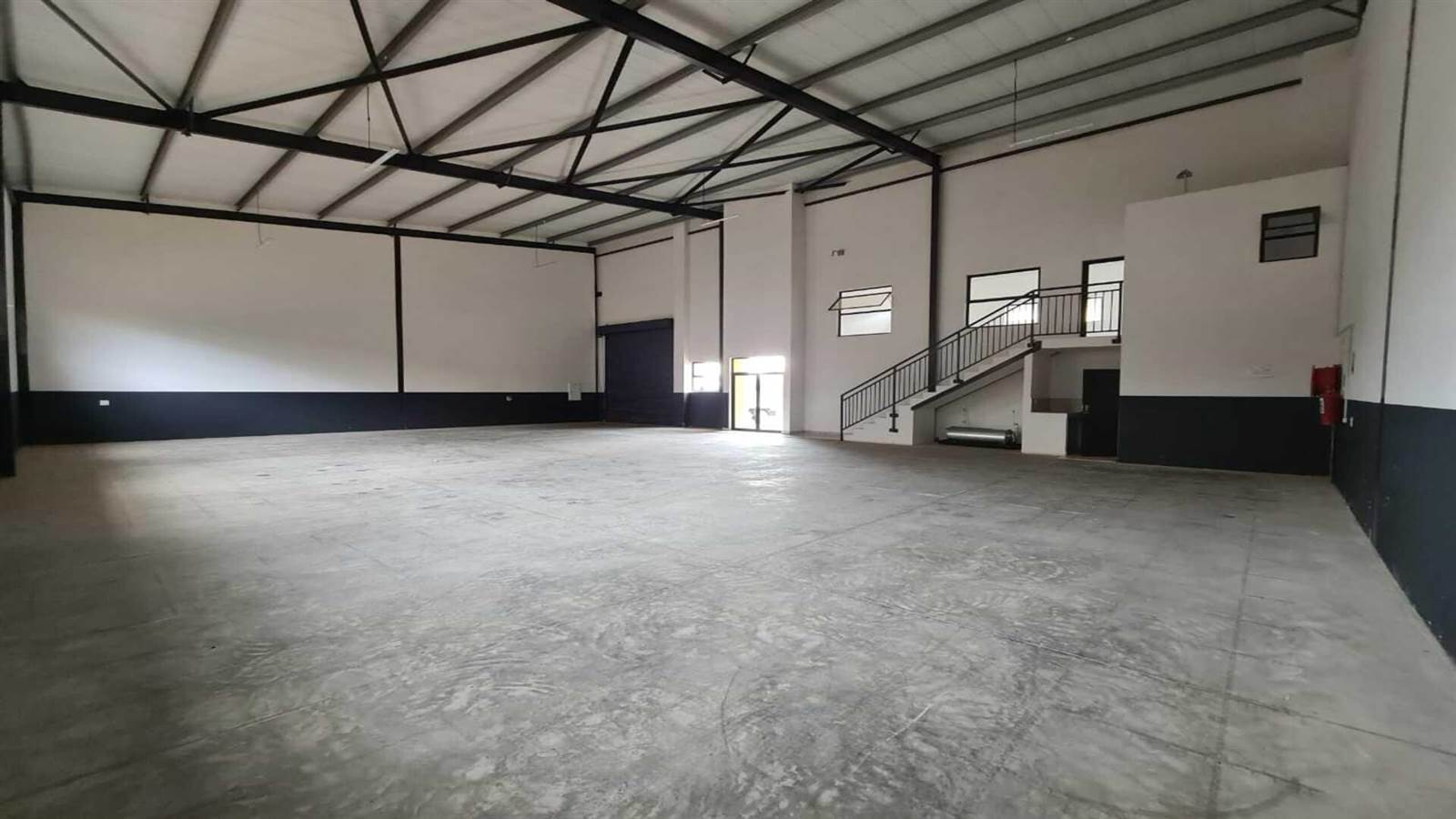 308  m² Industrial space in Faerie Glen photo number 7