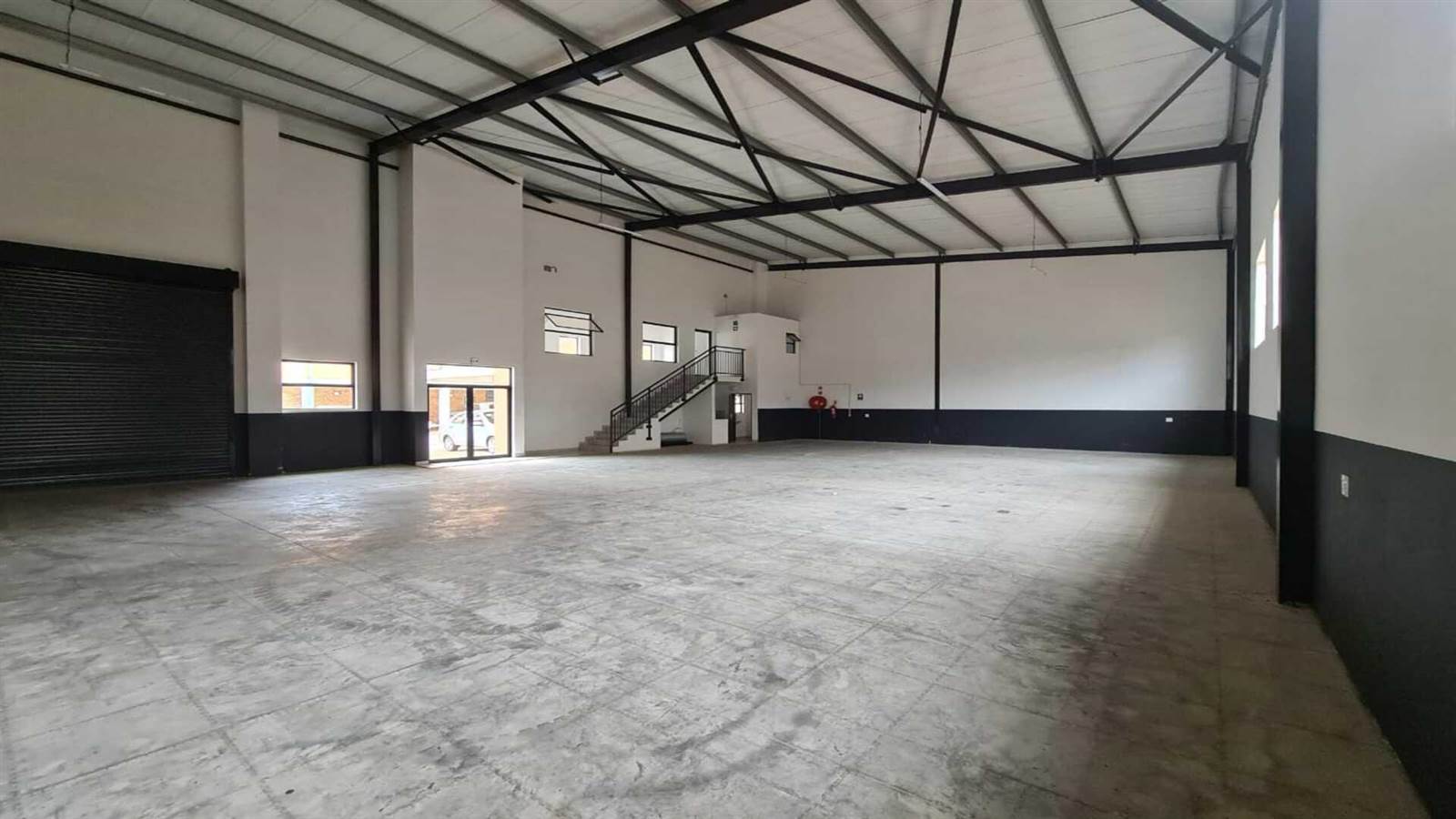 308  m² Industrial space in Faerie Glen photo number 4