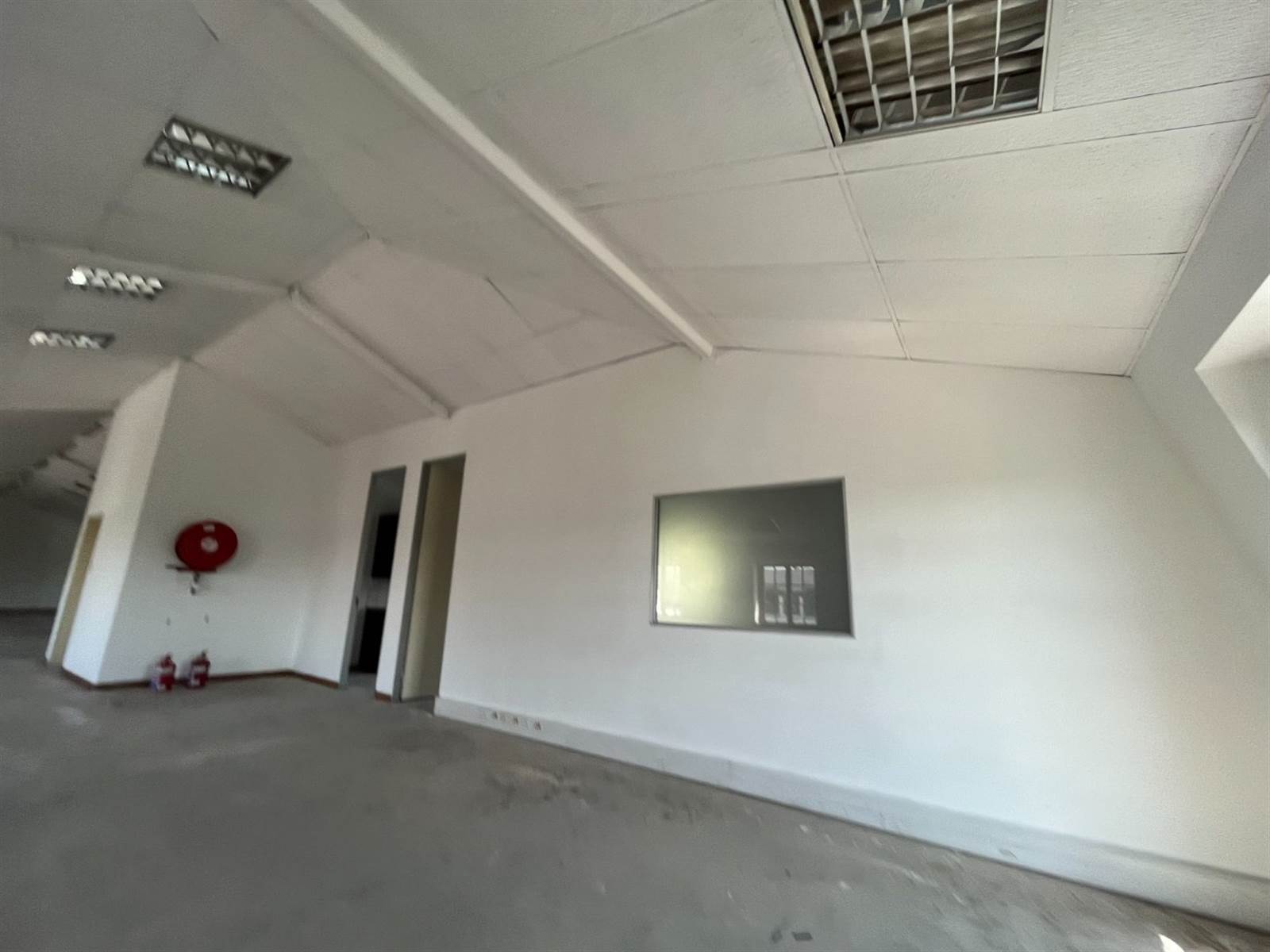 387  m² Office Space in Rivonia photo number 10