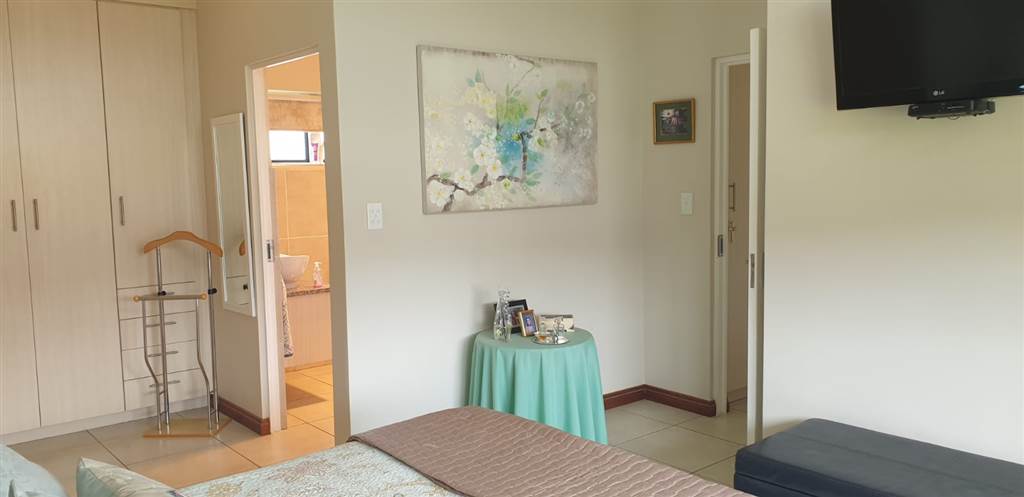 2 Bed Cluster in Zesfontein AH photo number 9