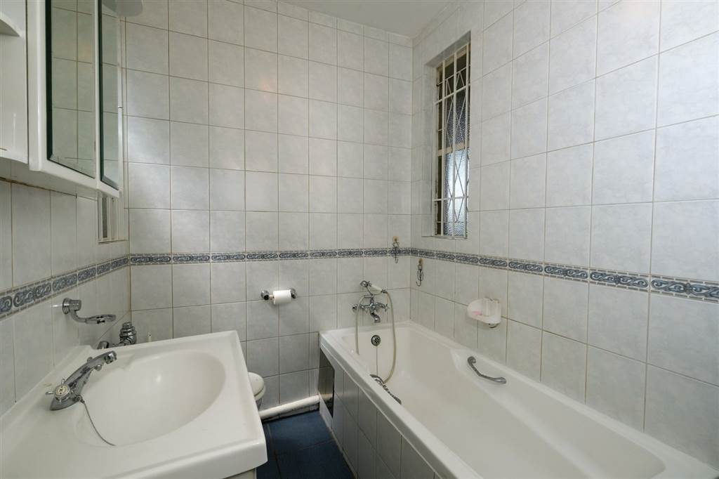 2 Bed Apartment in Gresswold photo number 6
