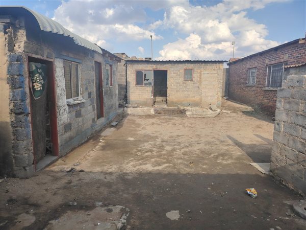 222 m² Land 222 m² Land